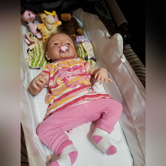 COPY - Reborn doll Chloe - Picture 5 of 12